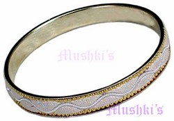 lac bangle - click here for large view